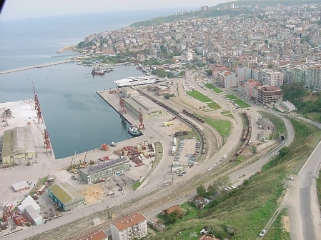 88 - Port of Bandırma Foto: Çelebi