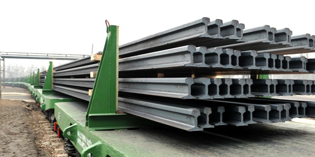 146 - ArcelorMittal tarafından üretilen 120 metre raylar. Foto: Adam Pejcha ©
