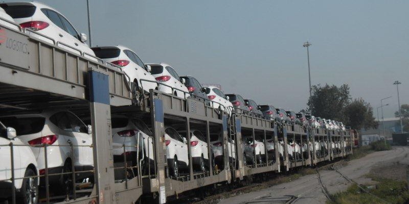 170 - Hyundai Otomobil Treni