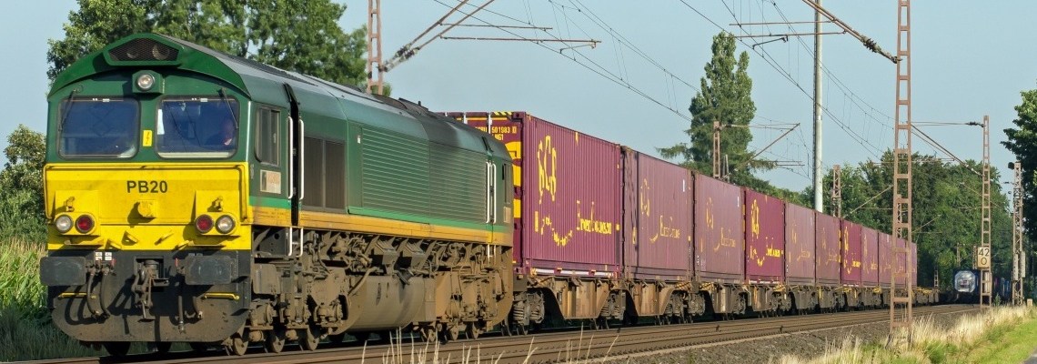 489 - ECS container train