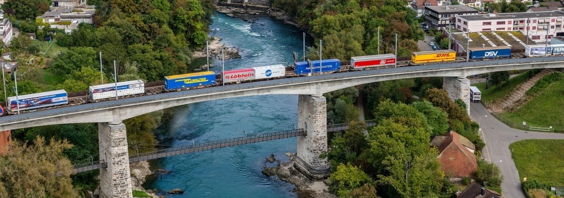 556 - Intermodal train - Hupac