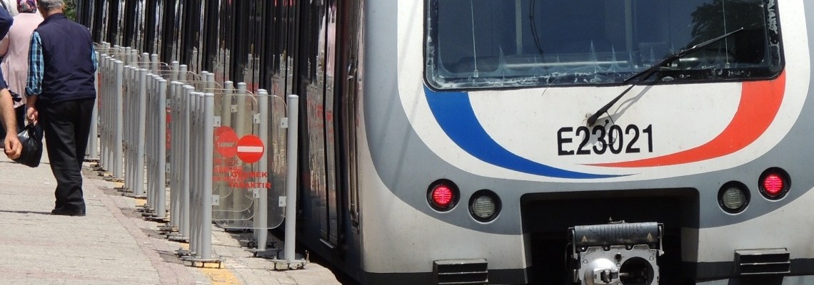 588 - Ankara banliyö treni - Steve