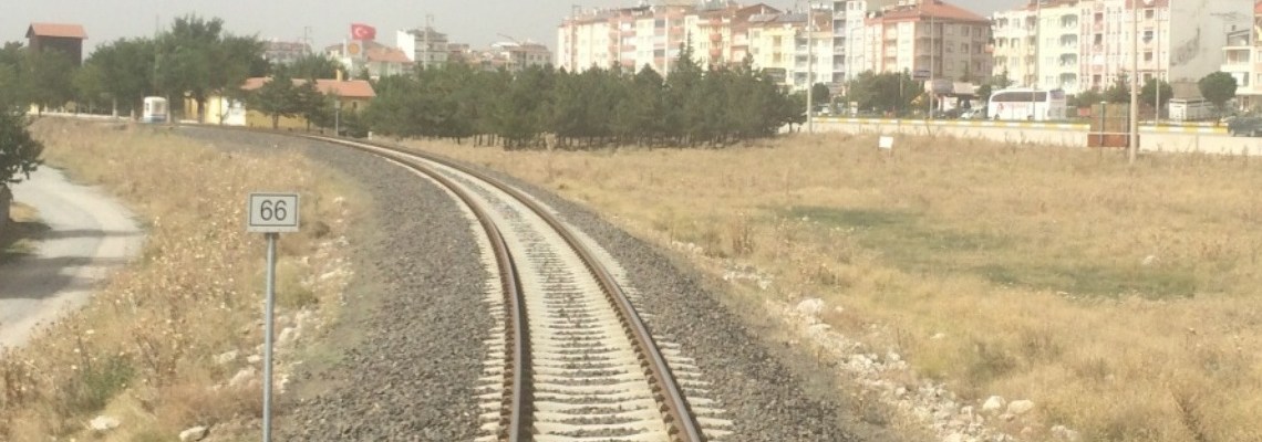 677 - Eskişehir Afyon Denizli demiryolu - Onur