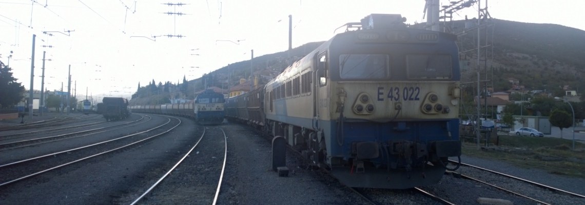 764 - Iron ore trains - Jeff