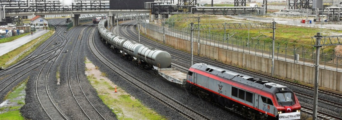 886 - Körfez Ulaştırma treni