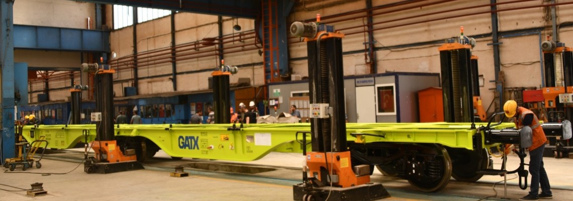 985 - Tudemsas konteyner vagonu