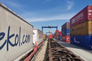 1013 - Halkali Curtici train - Tradetrans