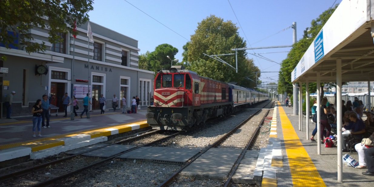 Manisa tren garı